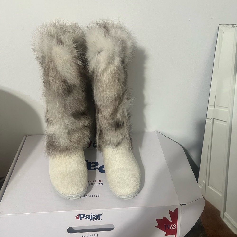 Pajar Gray real Fur Winter Boots